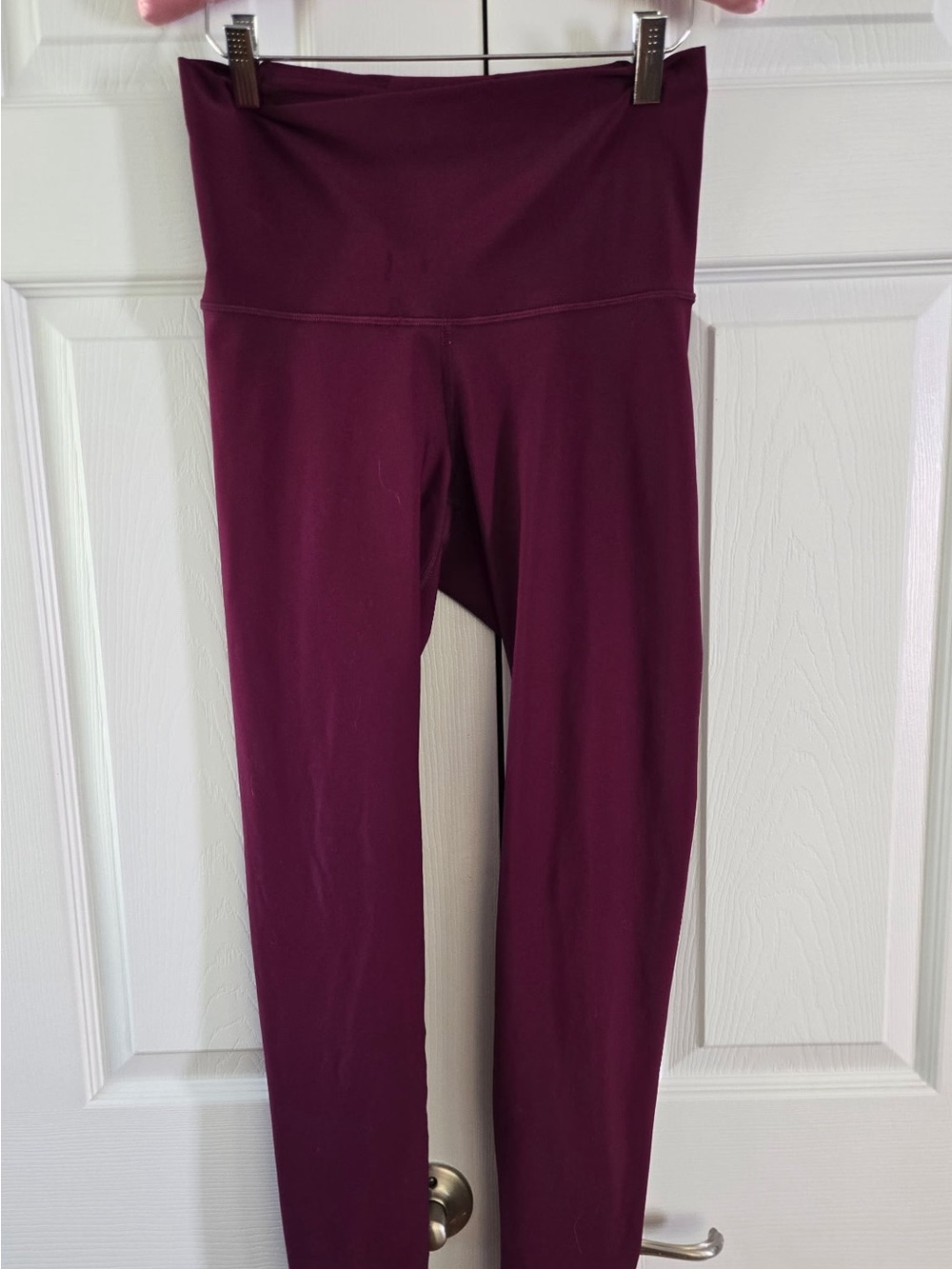 Old Navy Active PowerSoft Extra High Rise Leggings M Burgundy Go-Dry